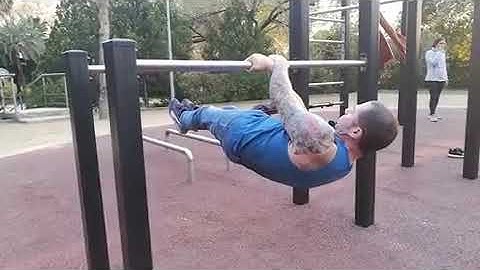 Front-lever ( X grip 17 seconds)