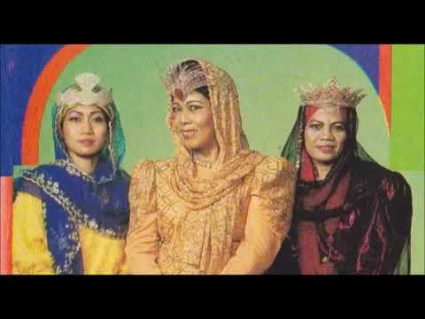 Ida Laila, Rosita, Ellya Khadam (Qasidah Modern) **