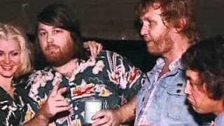 Watch Harry Nilsson Rock Around The Clock video