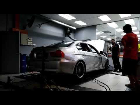 BMW E90 Dyno tune - YouTube