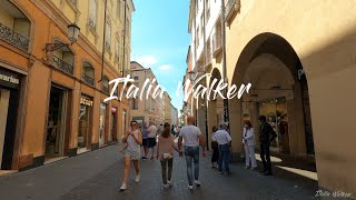 PADOVA WALK NOW | Piazza della Frutta - Torre dell&#39;Orologio | ITALY | 4K Ultra HD