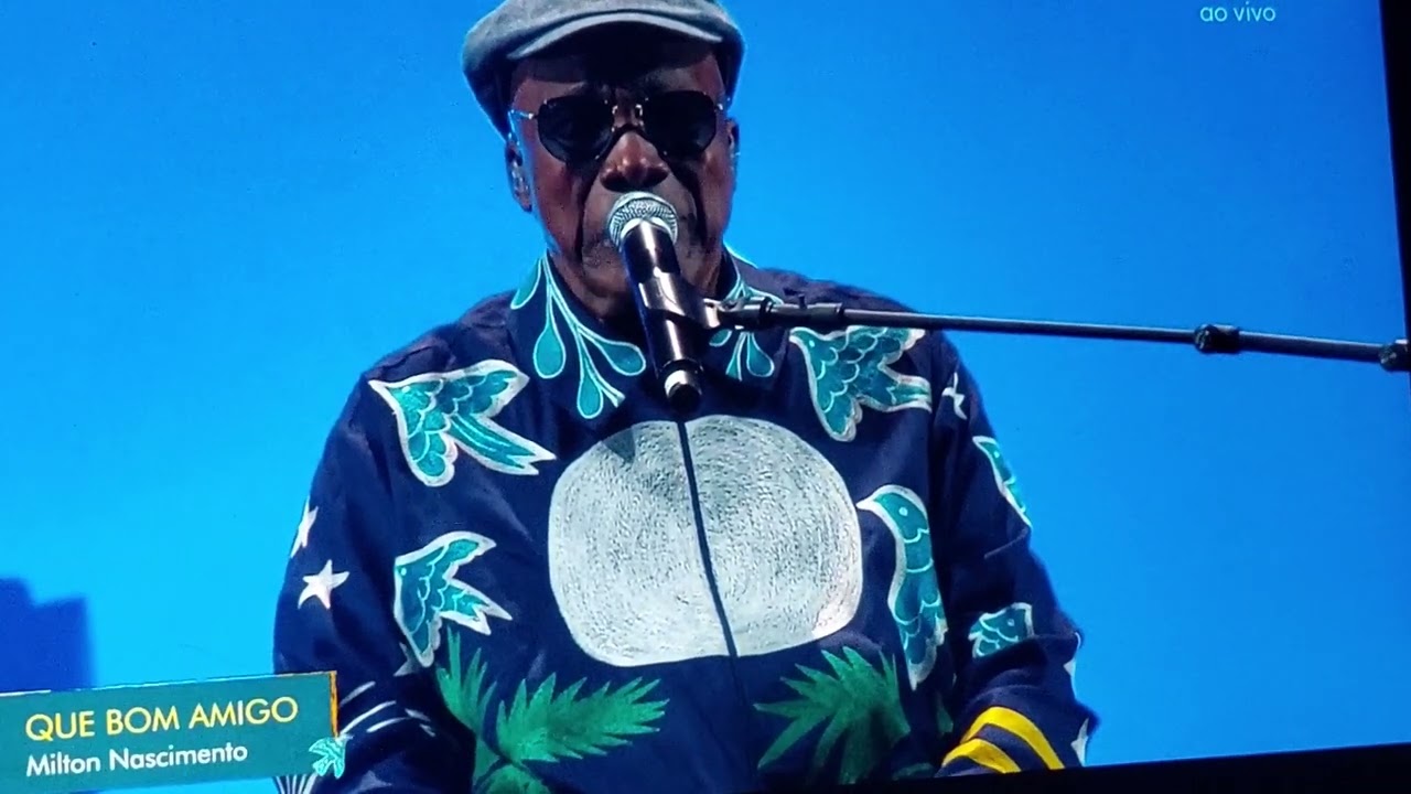 Milton Nascimento- Que bom amigo - part. Zé Ibarra