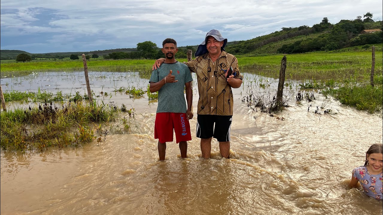 Grande Enchente No Sítio Ipueiras Araripe Ceará 