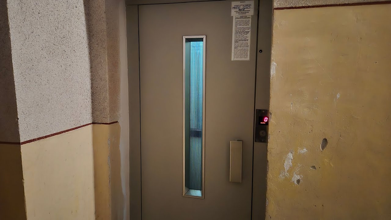1979 IFMA 2-speed traction elevator (mod) @ Bloc "Mercur", scara D, Ploiești, Romania