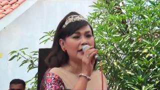 Dangdut Lawas PERMOHONAN - Cover by. Ria Agustin - NEW OBLO MUSIC