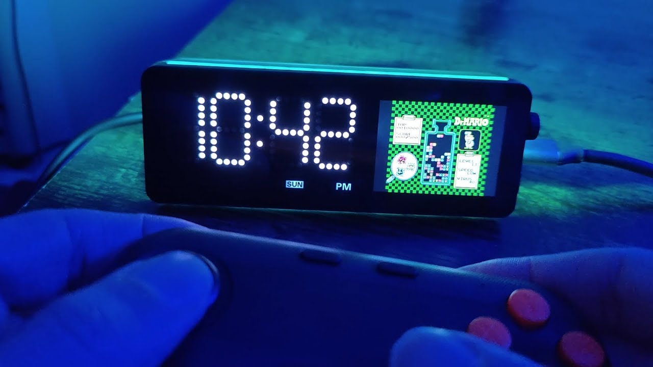 Vobot Mini Dock- "World's first docking station with a built-in screen and apps"