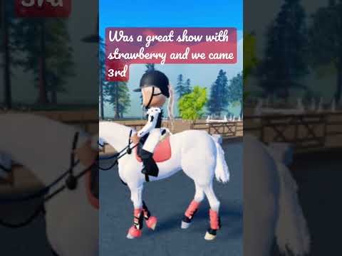 We came 3rd at royal oaks academy show!!! #maplespringseventing #roblox #horses ♥️🍓♥️🍓♥️🍓