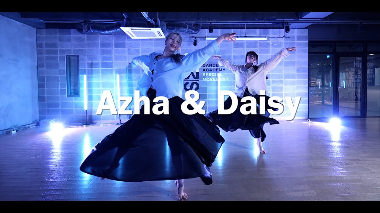 Azha & Daisy 콜라보 | Burn Like A Star | 재즈댄스 - YouTube