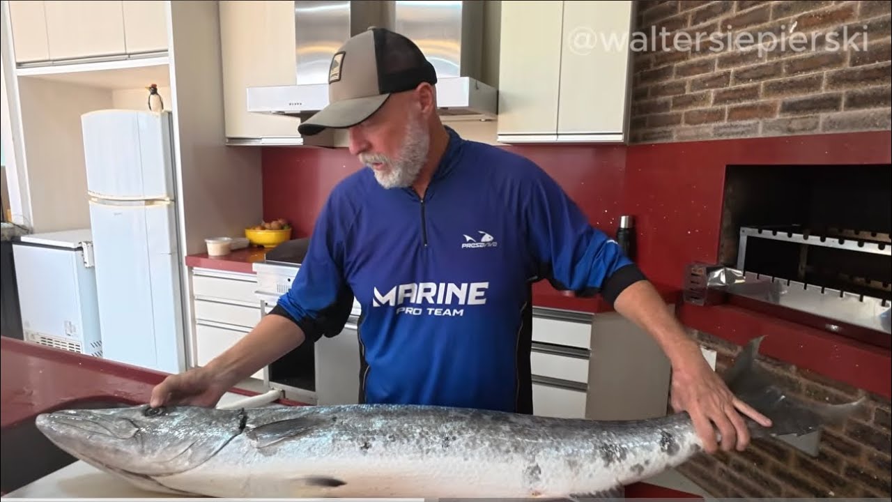 PESCARIA NO QUINTAL DE CASA E RECEITA DE BARRACUDA 