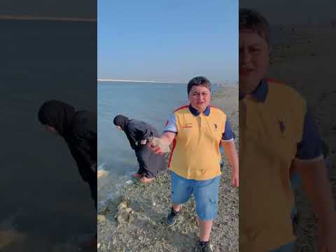 رمو حجر بالبحر اكسبلور كوميديات ترند  ضحك  تيك توك بحر  