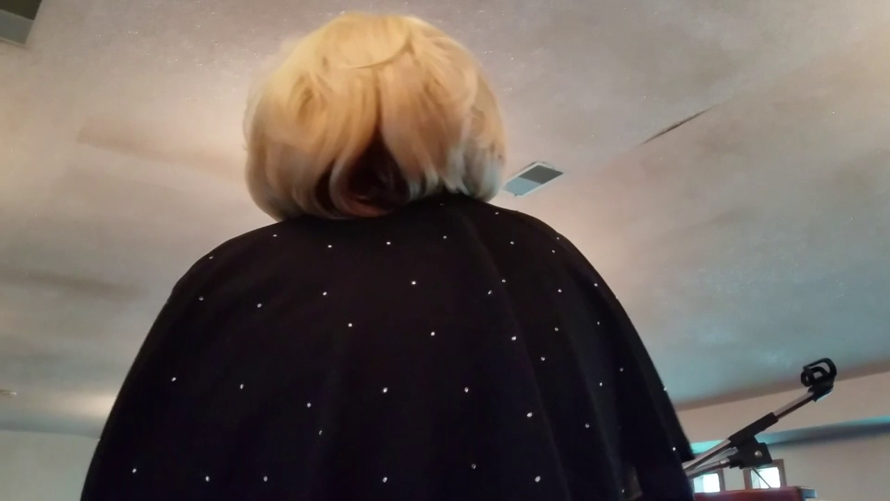 Apostle Essie Sutton gives Eulogy(2) YouTube