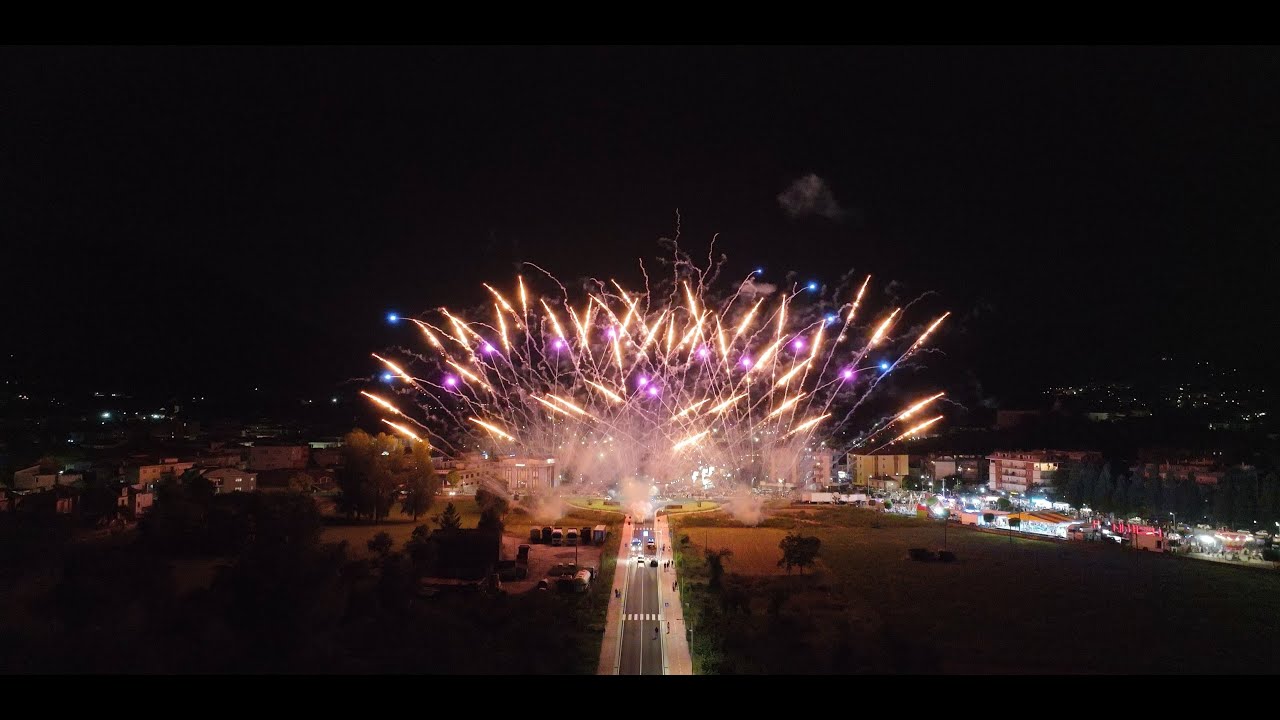 Grandioso spettacolo pirotecnico in onore di Maria ss.ma delle Grazie - Sava di Baronissi 14/07/2024