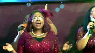 We give glory / Topa mbiri | Juliette Mahero