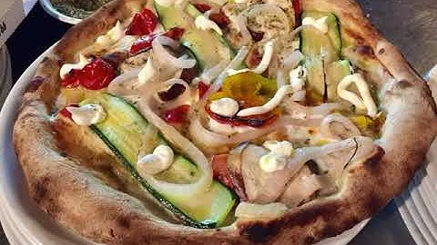 TUTTE LE DECLINAZIONI DELLA PIZZA @ LA VILLA!!!
