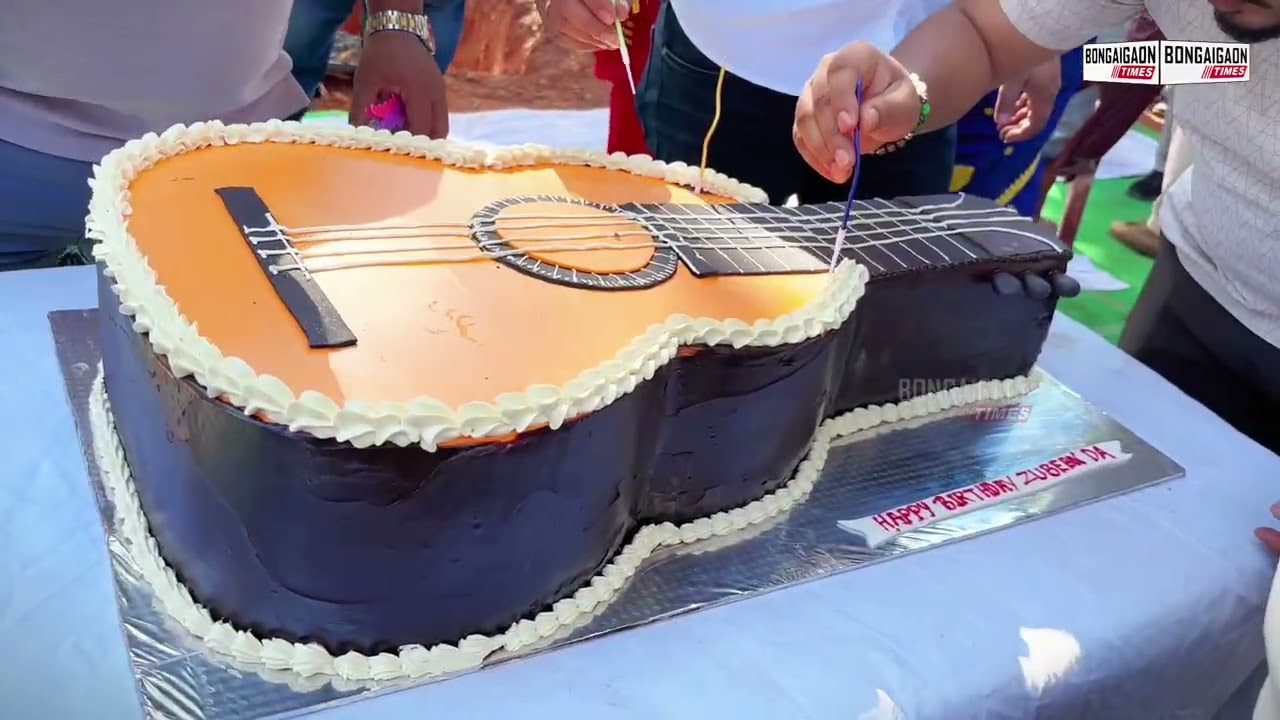 On Zubeen Garg’s birthday, over 1,000 singers united to sing “Mayabini” at Sanyasi Pahar, Bongaigaon