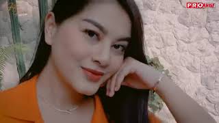 1. Gita Youbi - Madu Merah