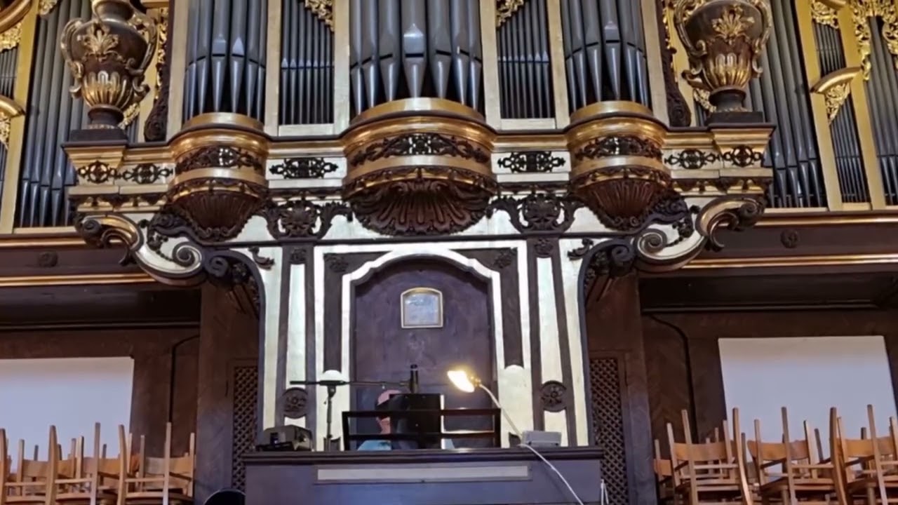 Organ Improvisation: Tantum Ergo 496 with Haydn hymn, City Blessing & Exit, Karlskirche Wien