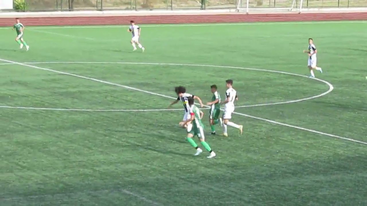 KAVAKLIDERE U17  LİDER  ANKARA  TKİ Yİ    1 0 İLE GEÇTİ