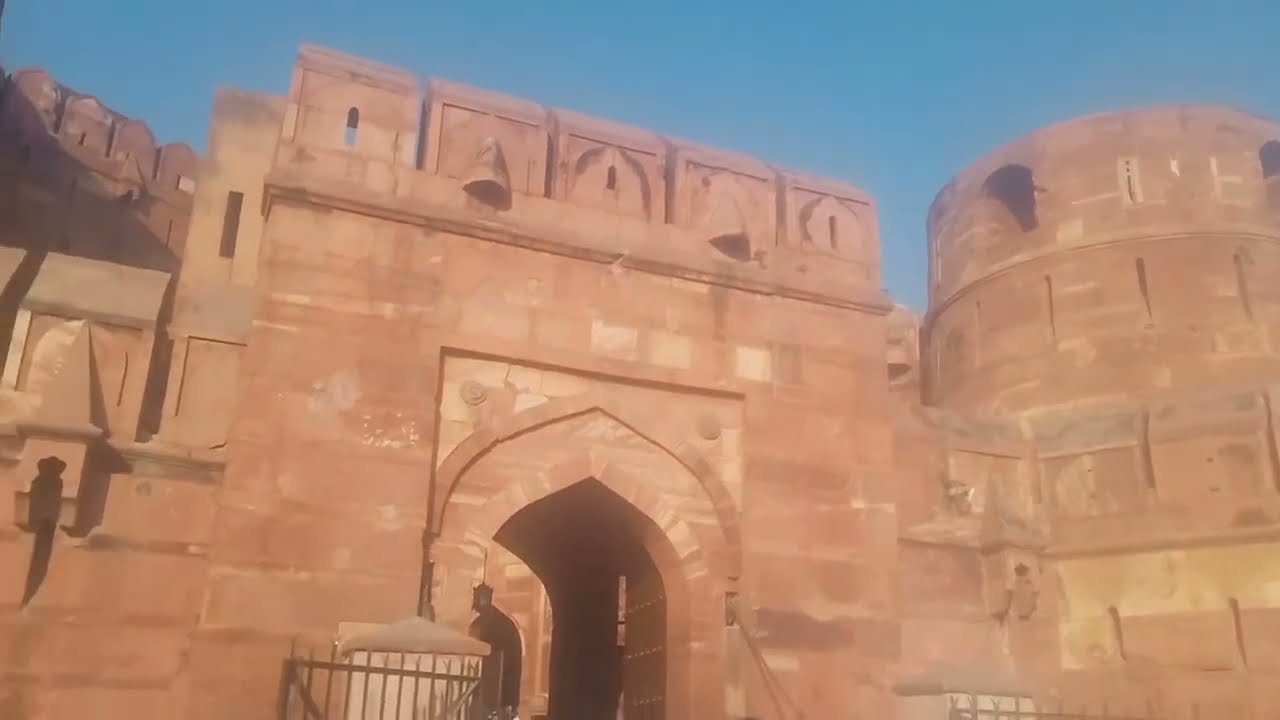 इतनी भीड़! संडे के दिन लाल किले का हाल | Exclusive Ground Report”