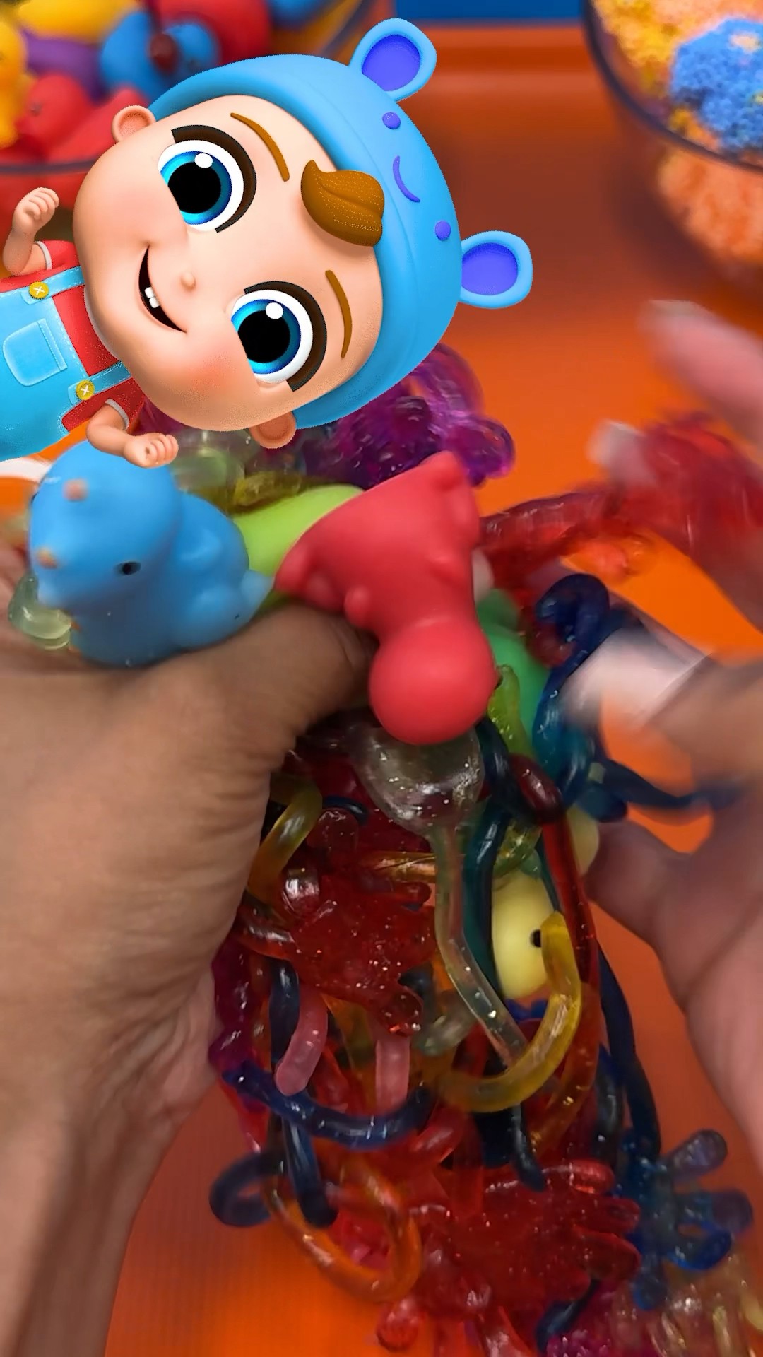 STICKY HANDS ? YES! Sensory play for kids #diy #sensoryplay #play #toddlers