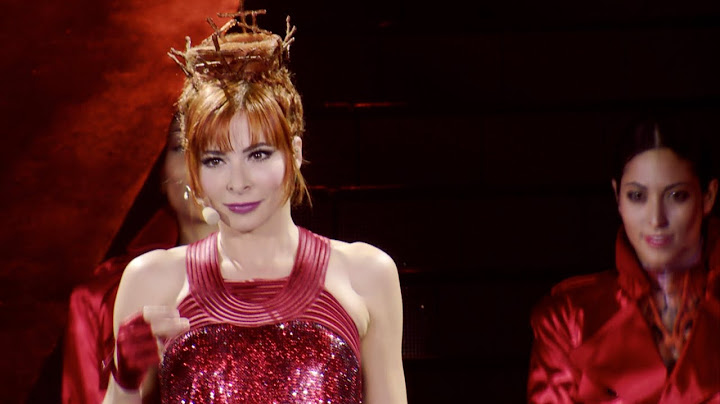 Mylène Farmer - Pourvu qu'elles soient douces (Stade de France Live)