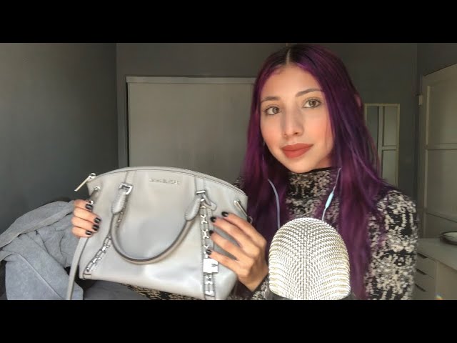 ASMR What’s In My Bag?👛