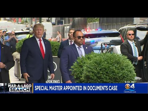 Raymond Dearie: Special master named to review seized Trump files