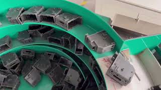 vibratory Bowl Feeder for electric connectors housing - Best Bowl Feeder(SU.ZHOU)
