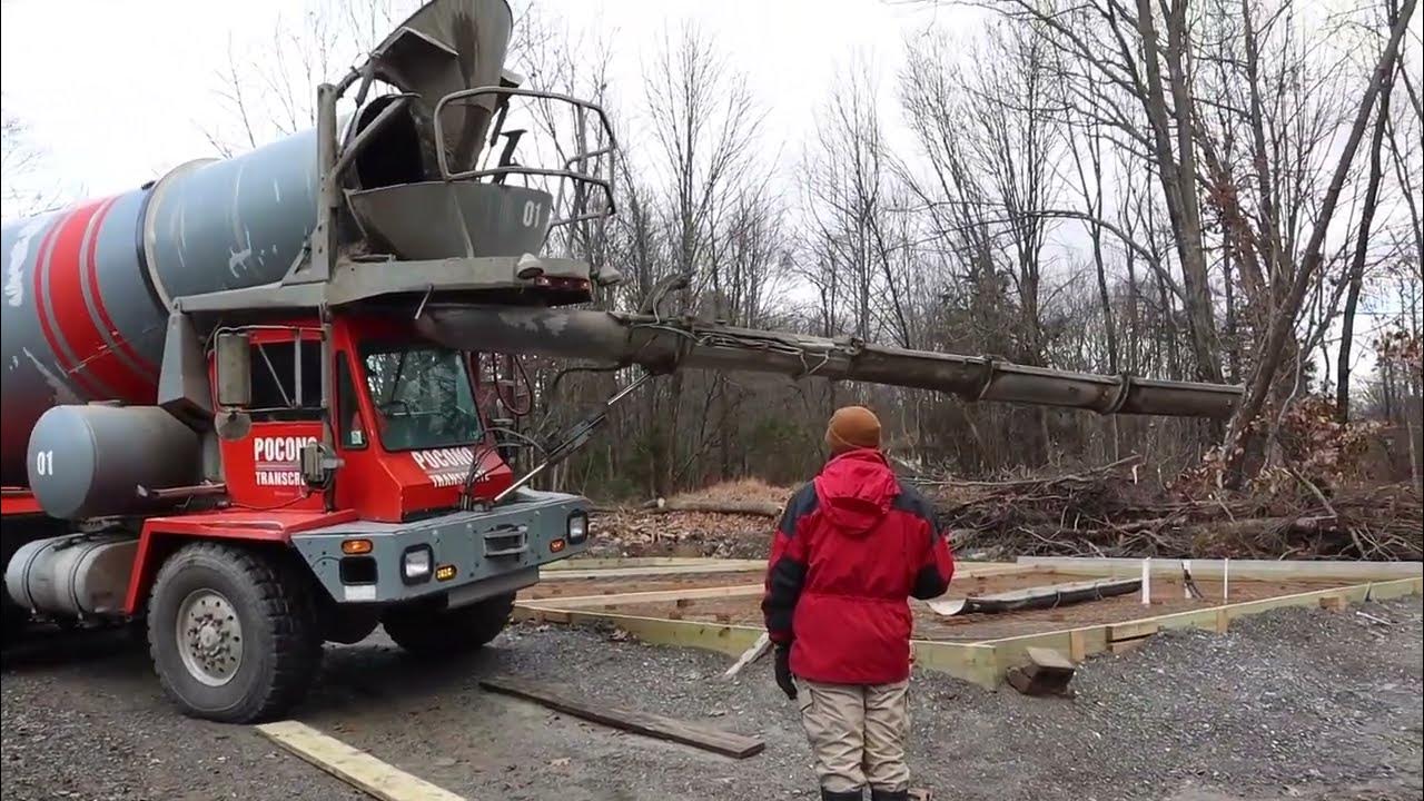 pouring-and-setting-a-30x50-8-inch-thick-concrete-slab-foundation