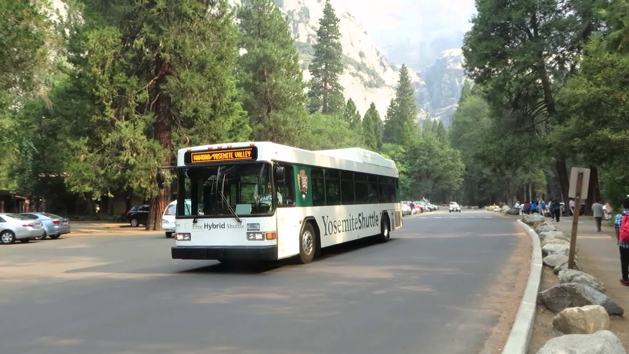 Yosemite National Park Gillig Lf 20515 El Capitan Shuttle At Yosemite National Park Gillig Lf 20515 El Capitan Shuttle At Lodge