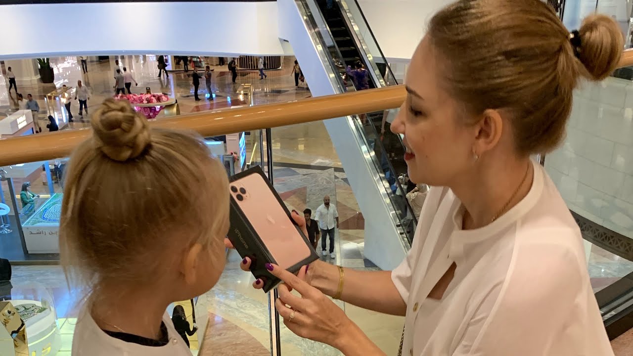 ВЛОГ Купила АЙФОН 11 Pro Max !!!  Шоппинг для всей семьи в ДУБАИ !