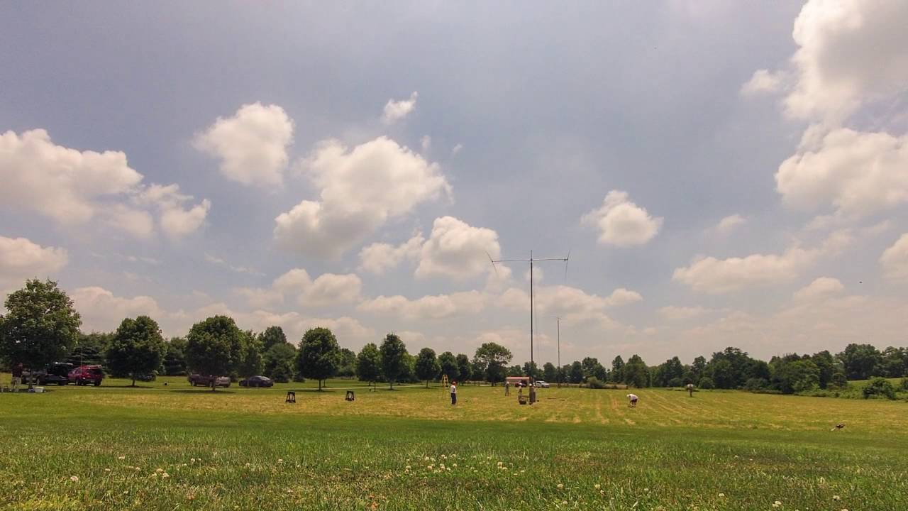 Field Day 2016. Setting up a 40 meter beam on an AB577.