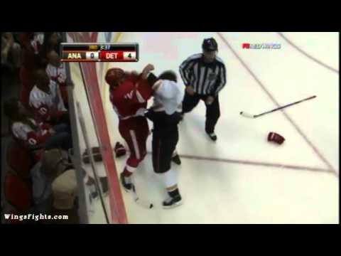 Brad Stuart Vs Sheldon Brookbank 10/08/10