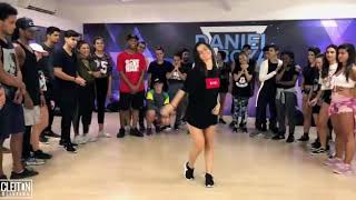 DownloadViral dance romantis MP3 MP4 Viral dance romantis