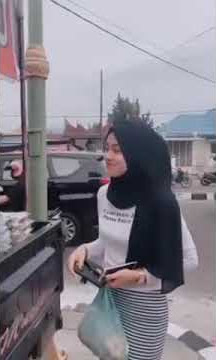 Mentahan storywa video halu cewek cantik buat ngeprank temen atau Manas manasin mantan fart 21