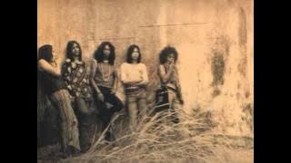 D'lloyd   Gadis Manja