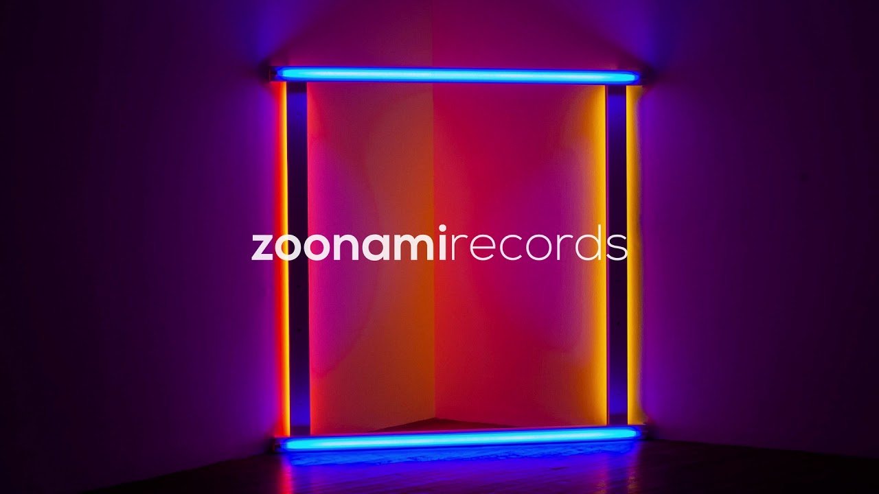 Coppola feat. 2STRANGE - Kings & Queens