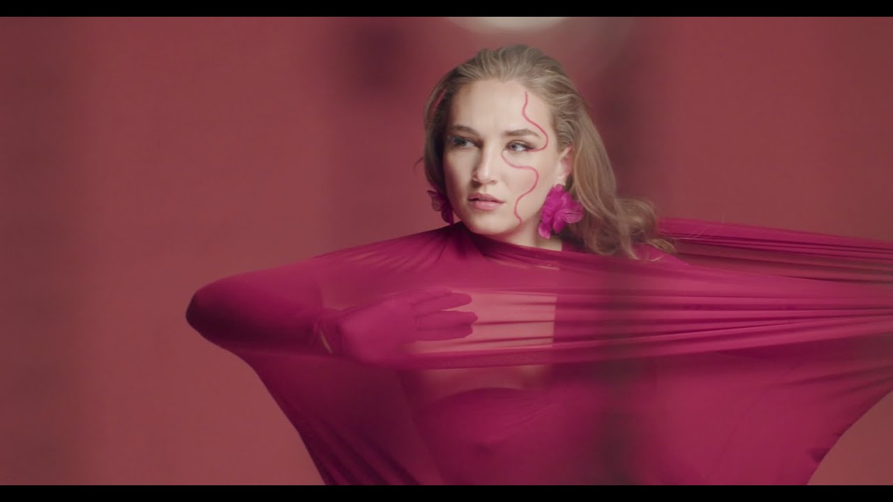 Watch Camila Pérez - LEGO (Videoclip Oficial) on YouTube Watch Camila Pérez - LEGO (Videoclip Oficial) on YouTube