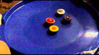 Beyblade Battle1