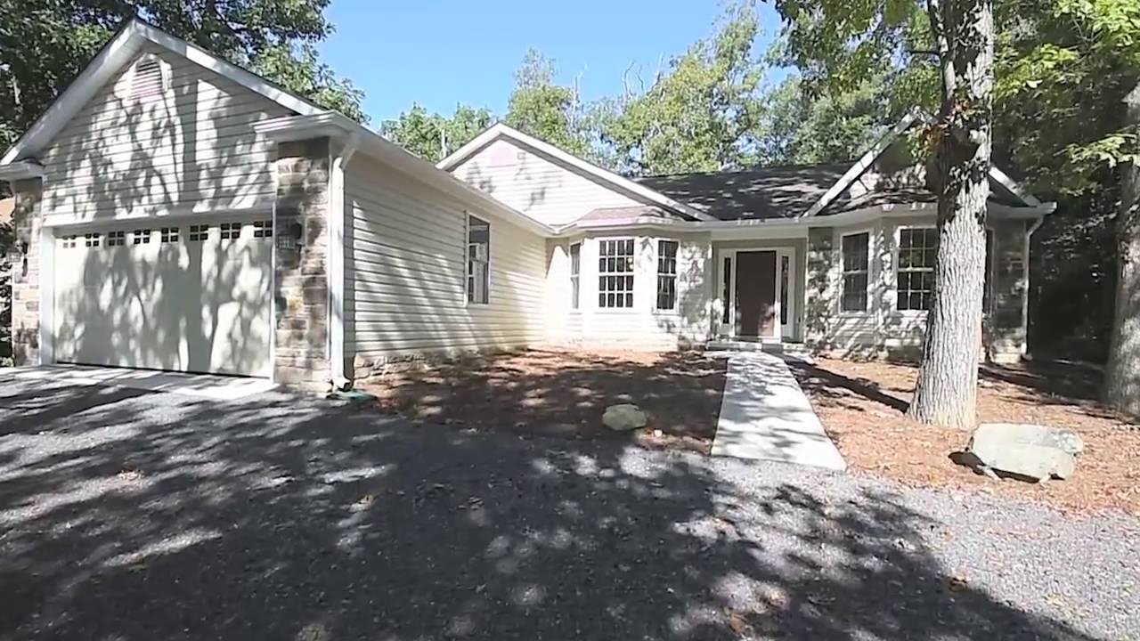 408 Yorktown Blvd., Lake of the Woods, VA SOLD By Pat Licata REALTOR