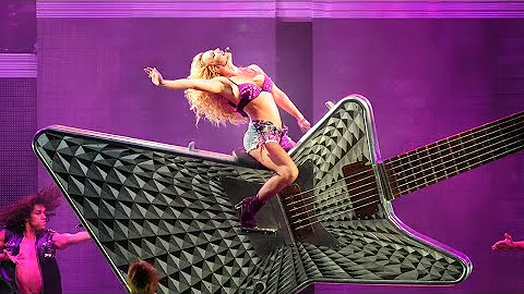 Britney Spears - Burning Up (The Femme Fatale Tour)