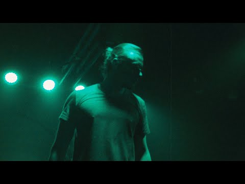 Young Mic - მომე შანსი (2014 Version)