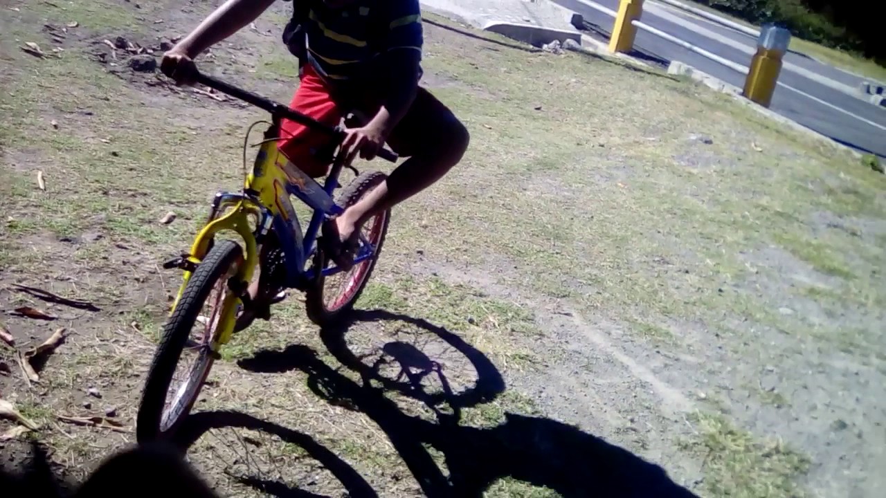Wheelies with friends part 1 - YouTube
