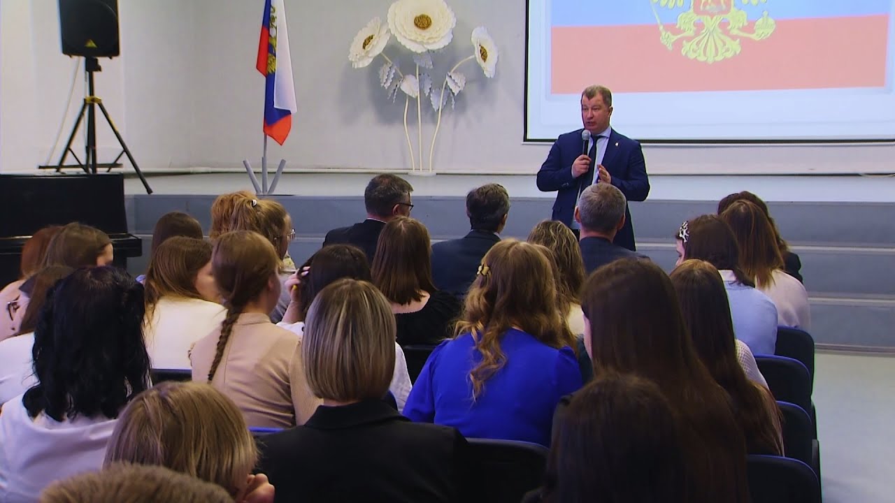 Глава продолжает проводить встречи с жителями #серовтв #серов #твсеров