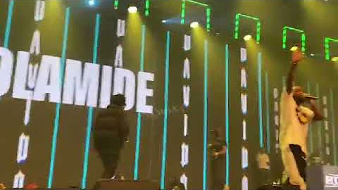 OLAMIDE AND DAVIDO PERFORM TOGETHER ON STAGE . THIS IS LOVELY.#olamide #davido #music
