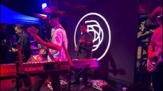 Perunggu - Tapi (Live at Tanatap Coffee Ampera, Jakarta 12/12/2024)