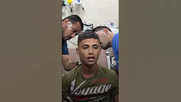 أنا حي بدي أصلي رد فتى فلسطيني عقب إصابته برصاص الاحتلال في مخيم النصيرات 