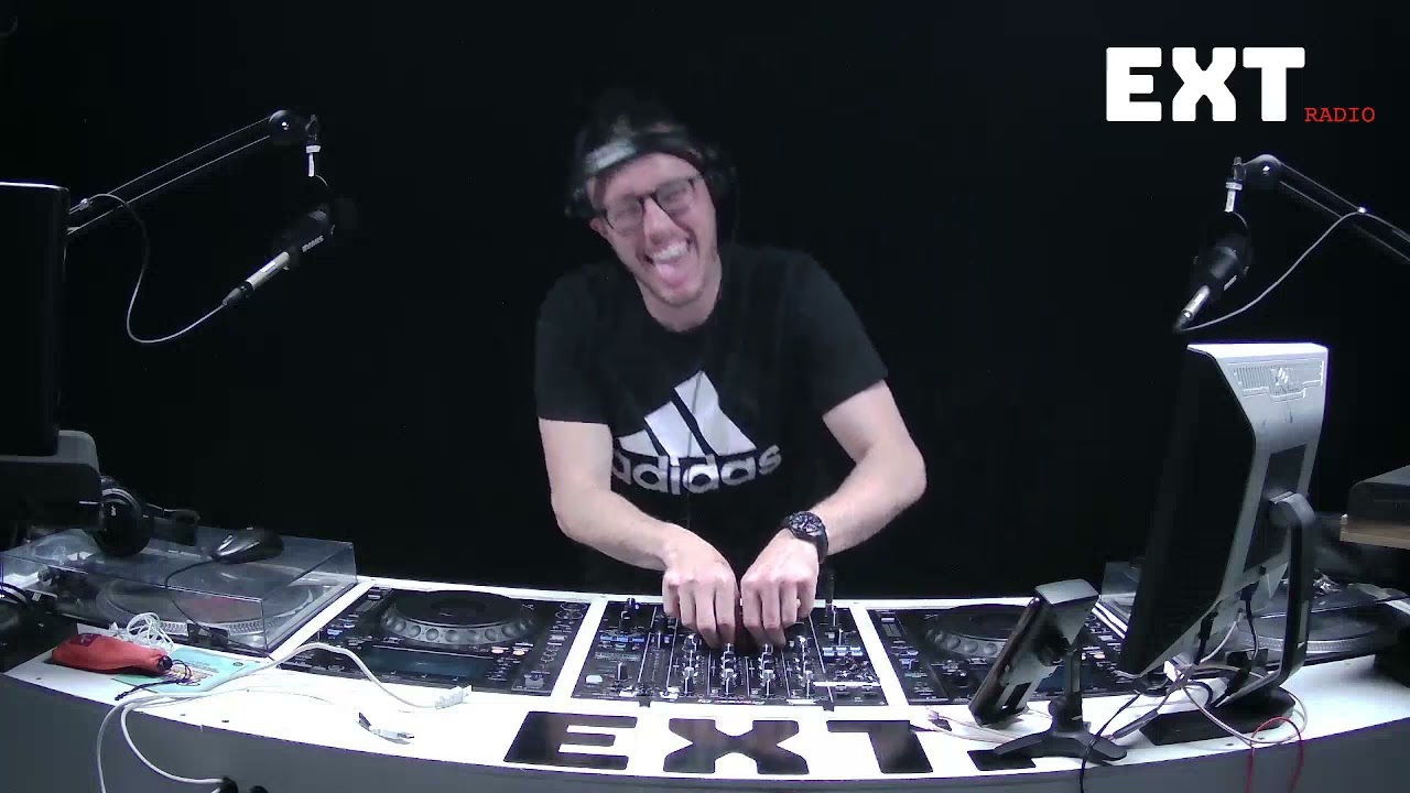 DJ Play \u0026 Guests - Aizi Robinson \u0026  Legendary NSE