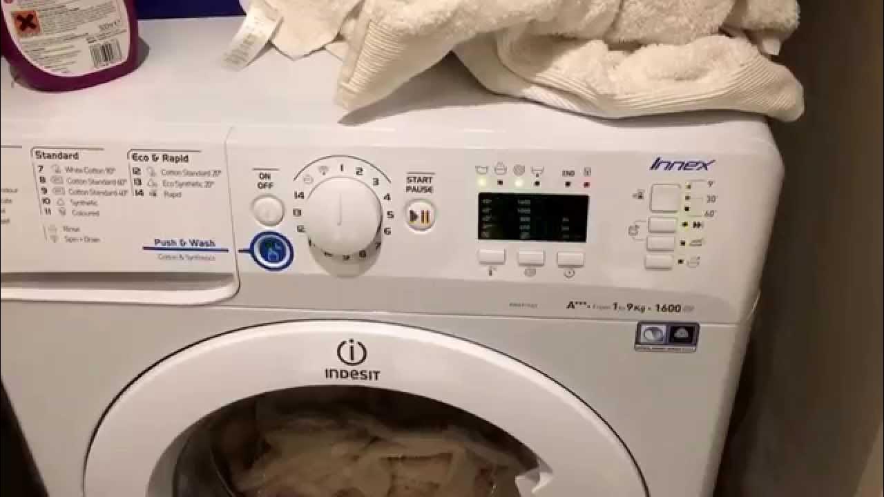 Indesit XWA91683X. Broke down in only two months. Flashing lights