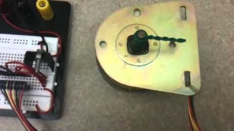 PIC18F2550 Stepper Motor Control with DS Touchscreen Input